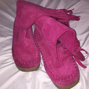 Suede moccasin boots